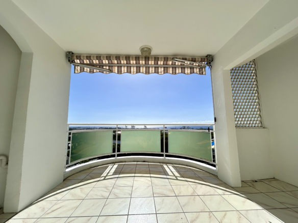 photo_615a9cf34be08c3d7cd7f81b8b60dbd6.jpg
